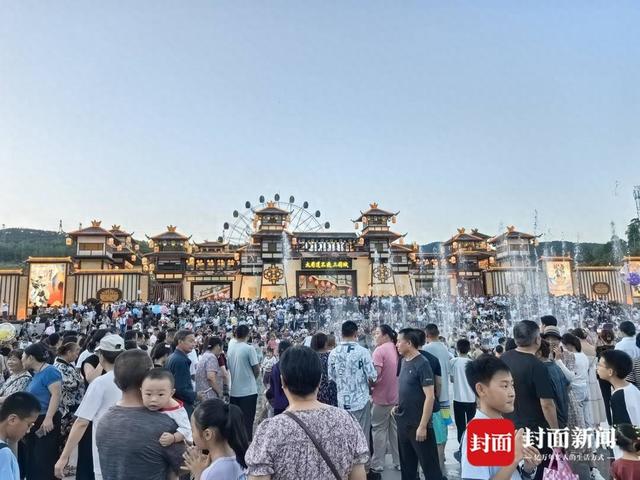 “大蜀道不夜三国城”开城 让千年文化“活”在夜色里