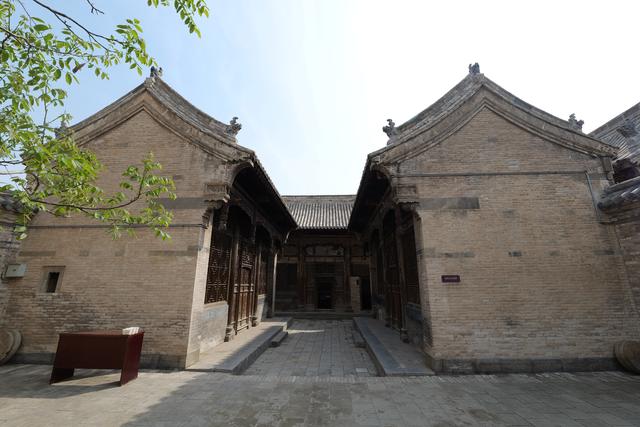 文化遗产耀中原|龟甲军寨藏清代圣旨碑，见证豫商传奇