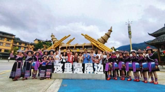 国际青年探秘屏边：品味山水苗韵 守护绿色生态