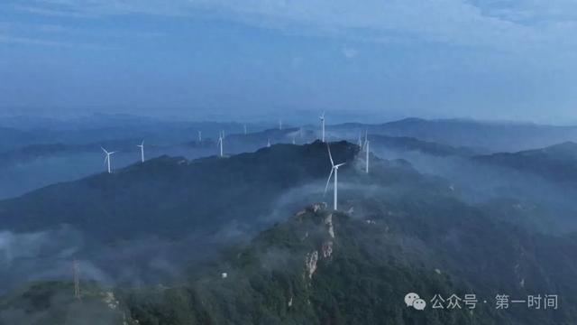 雨后汤王山出现云海美景