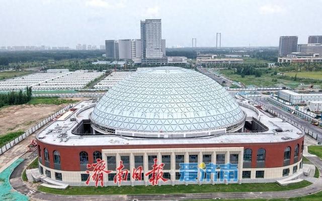 山东大学国家医学攻关产教融合创新平台项目外装进入收尾阶段