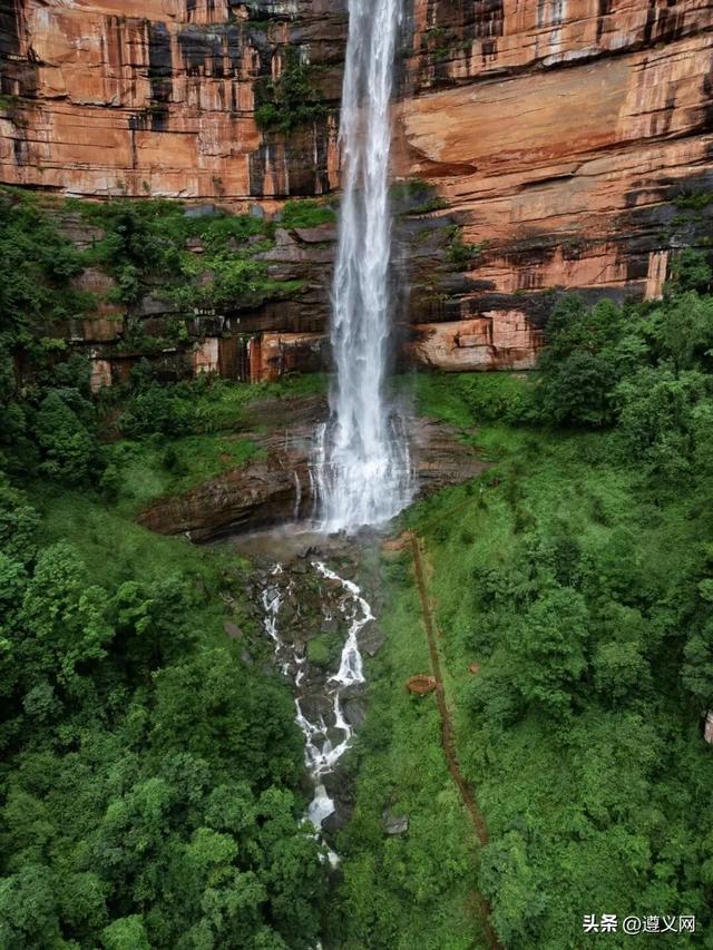 跟着赛事游遵义｜赴一场赤水丹霞山系美学邀约