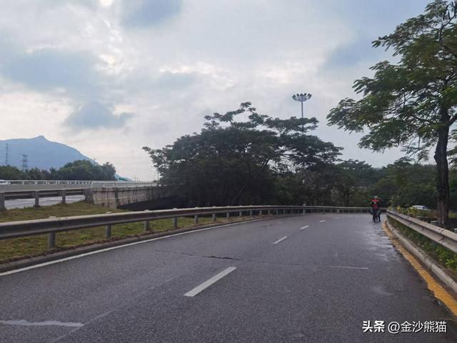 从厦门到漳浦诞生此行第一胎 品美味河豚 双龙连续第三年千里双骑9