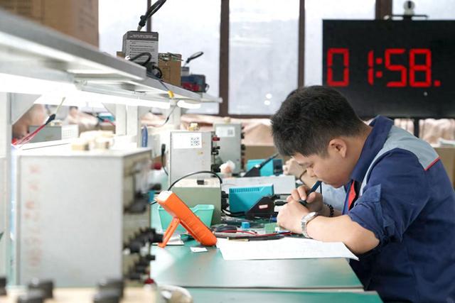 2025年川渝仪器仪表行业职工职业技能大赛决赛举行