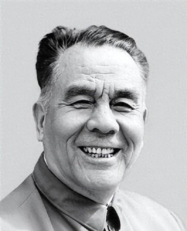 黑伯理：宁夏回族自治区人民政府原主席，自治区人大常委会原主任