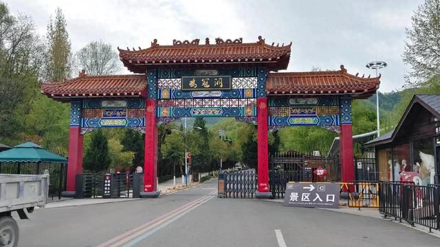 18℃的平行宇宙!推开门就踏进亿年恒温秘境