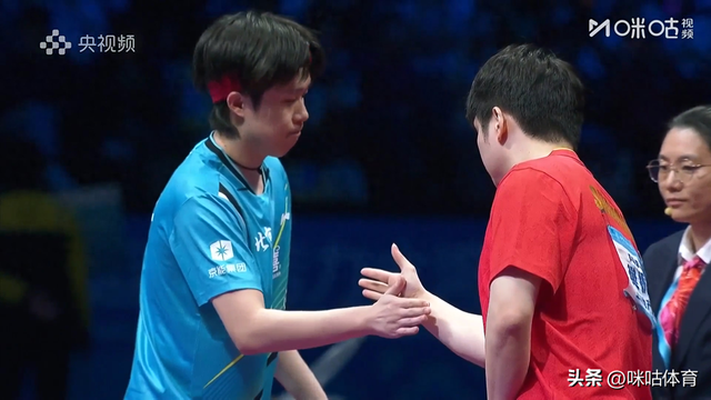 巅峰对决再取胜！樊振东3比1战胜王楚钦 上海男团扳平总比分！