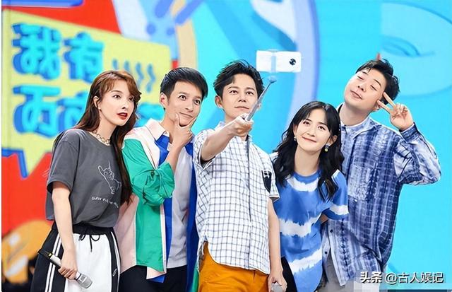 51岁主持人何炅近况：无妻无子、与保姆相伴，如今终于与自己和解