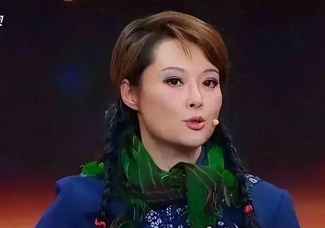 70岁晚节不保！袁立不再忍让，张国立丑闻曝光，该慌的何止章子怡