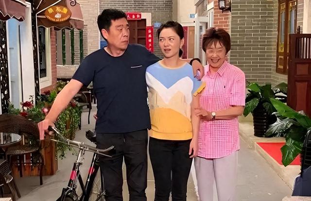 71岁新康伯阿光老态尽显，48岁香兰处境尴尬，天佑已取代天庥位