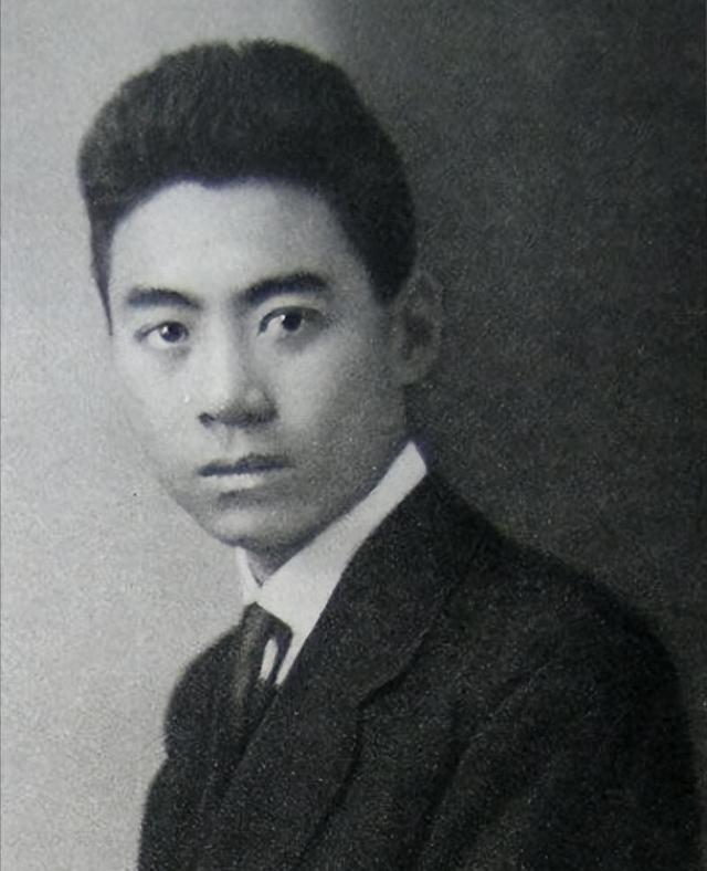 邓小平的第2任妻子，长征时曾为贺子珍接生	，长子李铁映十分出众