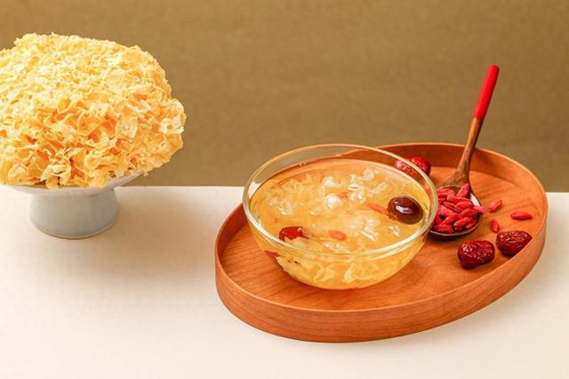 孕妇吃银耳有哪些禁忌呢孕妇吃银耳的禁忌（孕期想吃银耳补营养找准这几个时间点）