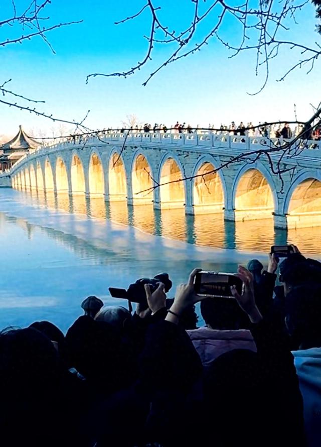 冬至日，我在颐和园遇见十七孔桥“吃太阳”