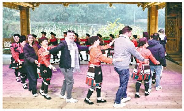 感受民族文化魅力