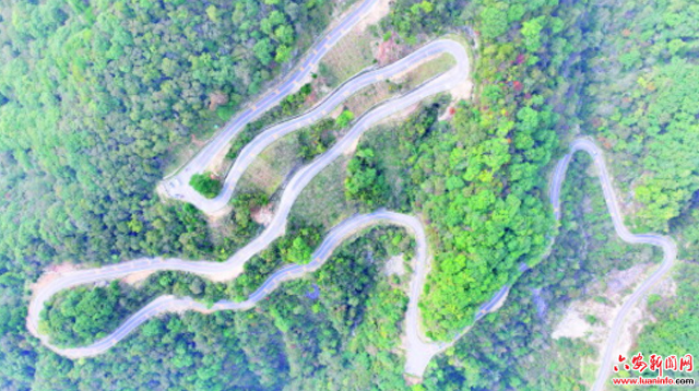 金寨：风景道铺展新“丰”景