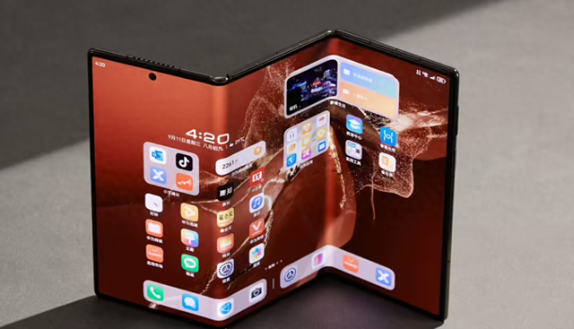 华为苹果再度“对对碰”！MateXTs，要和iPhone17同一天发布