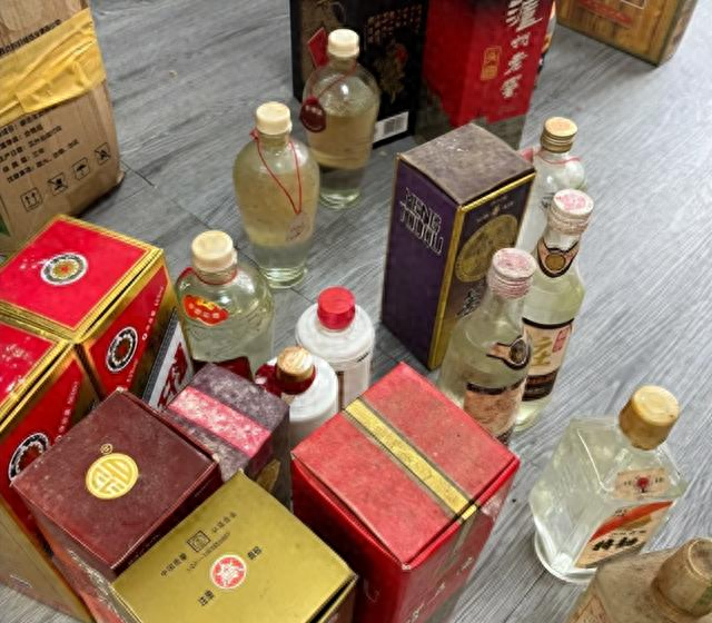 如果存有这3款老名酒，别再当口粮了，酒水珍贵喝一瓶少一瓶！