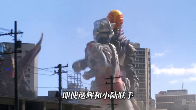 在家奥特曼打终极怪兽（谁才是奥特史上的最强怪兽格利扎排第二没有人反对吧）