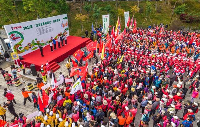千人徒步丈量“功夫永春” 文体旅融合展县域魅力