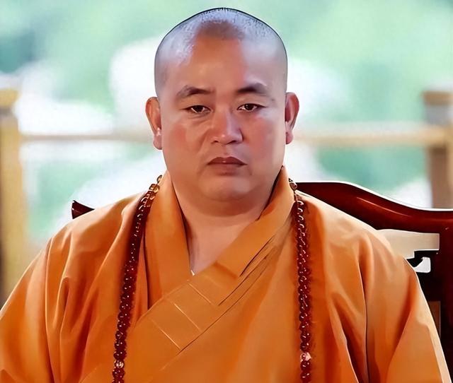 越扒越猛！释永信在少林寺有多爽，你根本想不到！难怪佛协再痛批