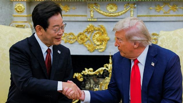 当着李在明的面，特朗普谈到中美关系：手上还有筹码，但不想打