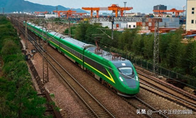 越南网民哀嚎：我们还在用米轨，中国高铁开进老挝