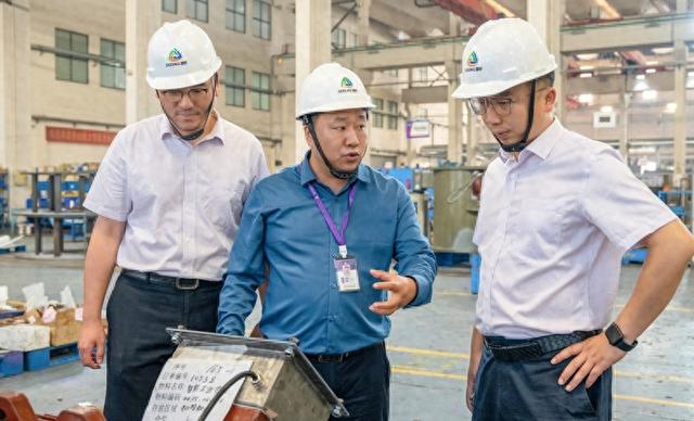 优化做（江南农商行优化结构做减法 深耕服务做加法）