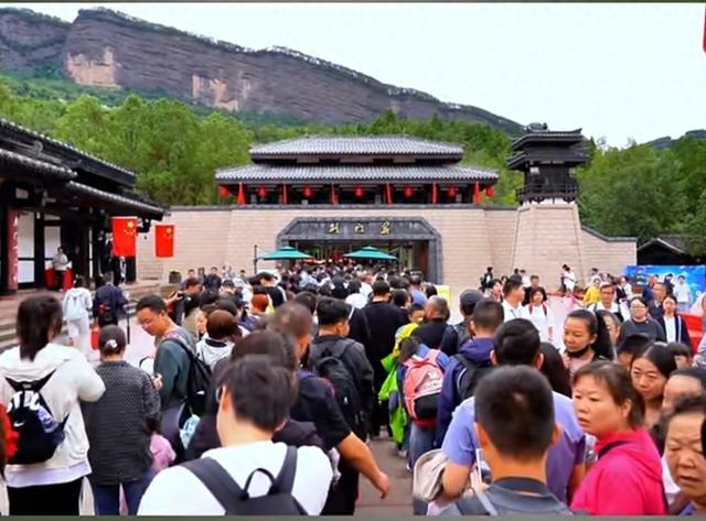 大假第四天，广元A级旅游景区接待游客28.81万人次