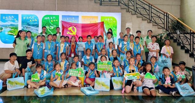 四川省德阳生态环境监测中心站:开展“生态日”公众开放日活动