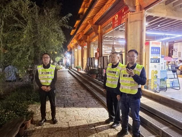 丽江古城：客流疏导实战演练 为“十一”旅游安全“加码”