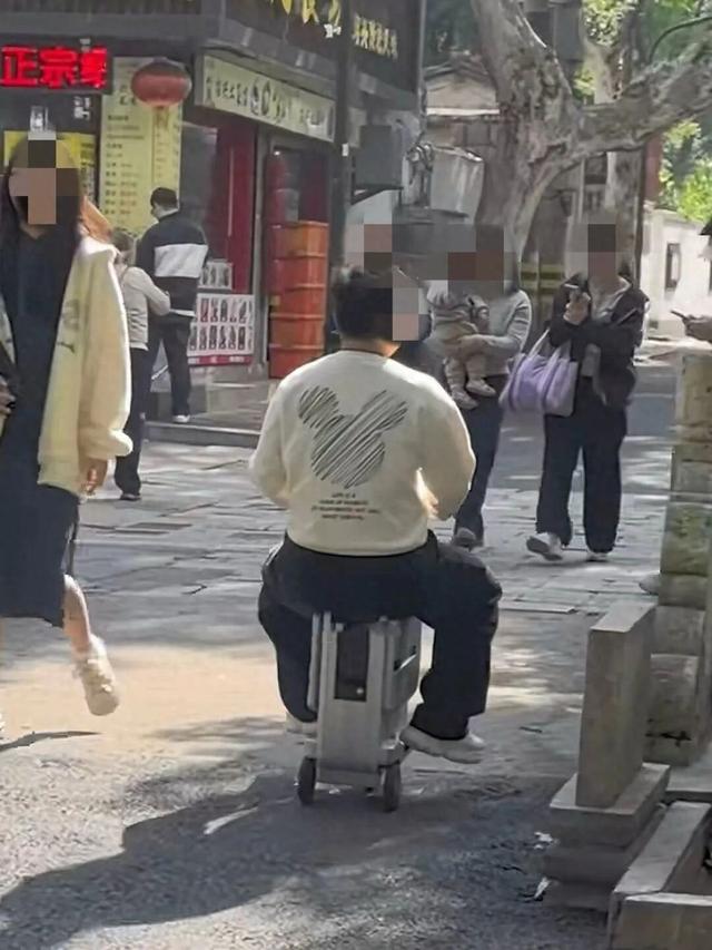 绍兴鲁迅故里附近出现！市民提出质疑