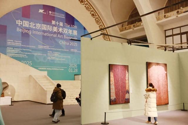 艺术跨年 全民共创 第十届中国北京国际美术双年展跨年活动在北京展览馆举办