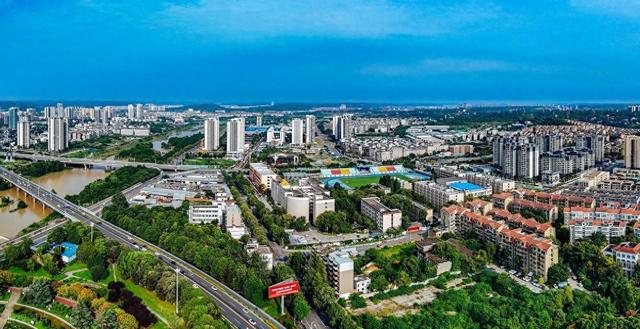 继成都之后，四川省又一“黑马城市”要起飞，比宜宾更有底蕴