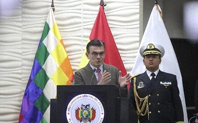 出大事了，又一个中国伙伴倒向美？撕毁合同，把矛头对准了中国