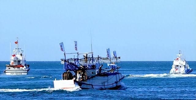 日本通告全球	，将强登钓鱼岛？中方已经增兵，普京政府也选边站了