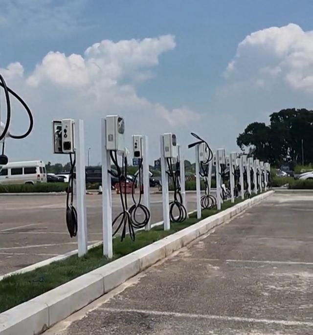 熊猫基地迎迎停车场月底焕新归来！七大亮点打造便捷旅游新体验
