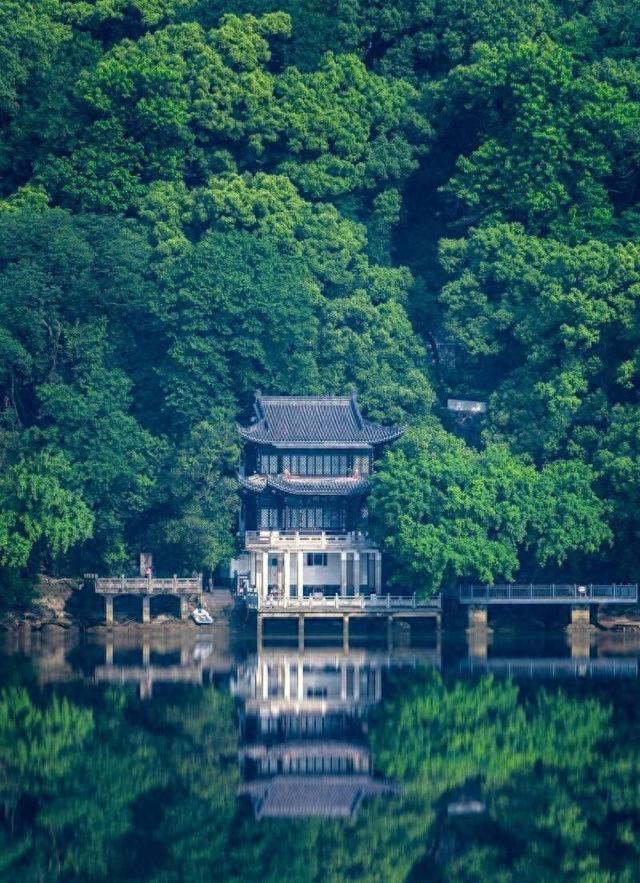 中国唯一入选“全球最佳旅行地”，包邮区黑马小城，有生之年必去