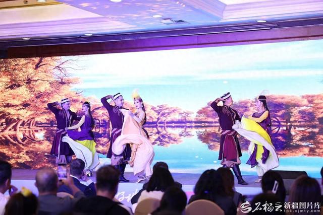 新疆非遗“圈粉”上海滩 沪上旅行社竞推深度游线路