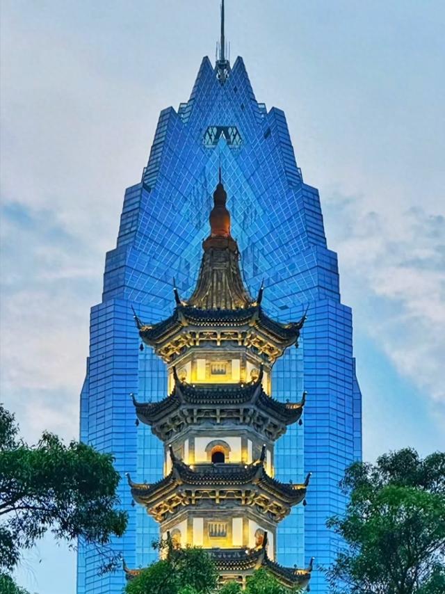 刚从温州回来，毫不夸张的说：未来最有闯劲的城市肯定是温州