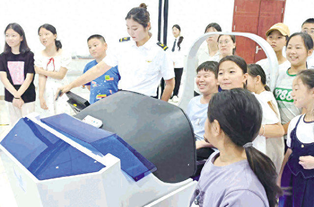 岚山区—趣味科普传播航空知识