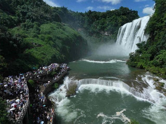 @贵州高校学生 快来接收，安顺送出文旅大礼包！