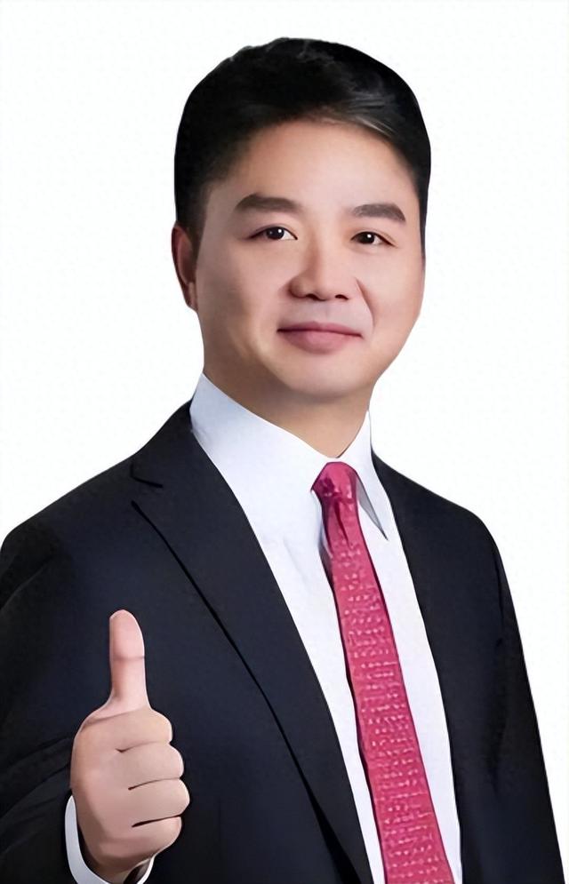 担心的事还是发生！刘强东发年货刚开始，老父亲就走上大衣哥老路