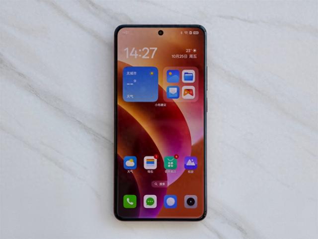 真我GT8 Pro：配置大揭秘！真我GT8：新品已入网！