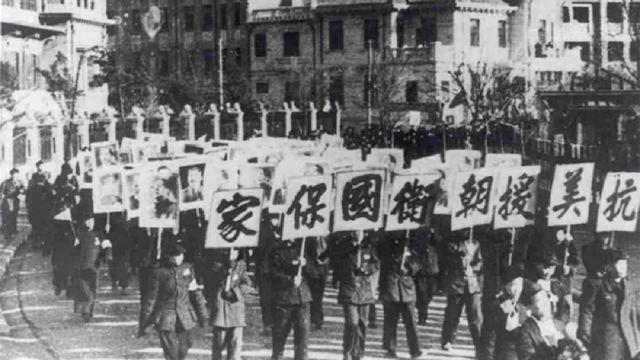 上甘岭，16岁女兵王清珍遇男兵因伤排尿难，二话不说用嘴助其排尿