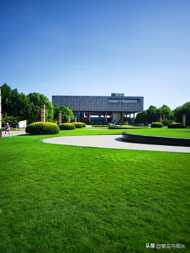 一步一景，邂逅历史与艺术的徐州市民广场