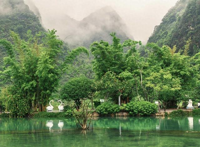 靖西鹅泉：藏在广西的“泉水秘境”！比桂林人少景更绝