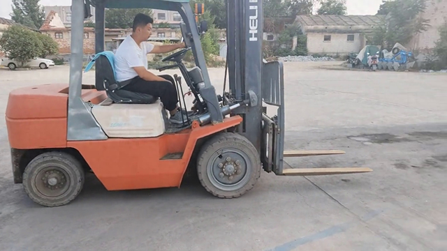 叉车考试全部流程视频教程（叉车考试流程细节）