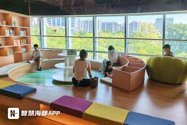 边读书边赏湖！福州市少年儿童图书馆1至3层全面开放