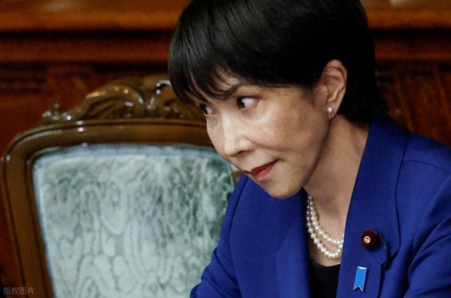 收到“斩首警告”后，高市早苗骑虎难下，日本网民却集体破防!