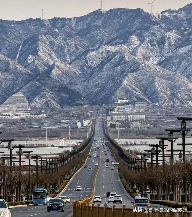 去年自驾太行山大峡谷河南跟山西的分界线，很震撼